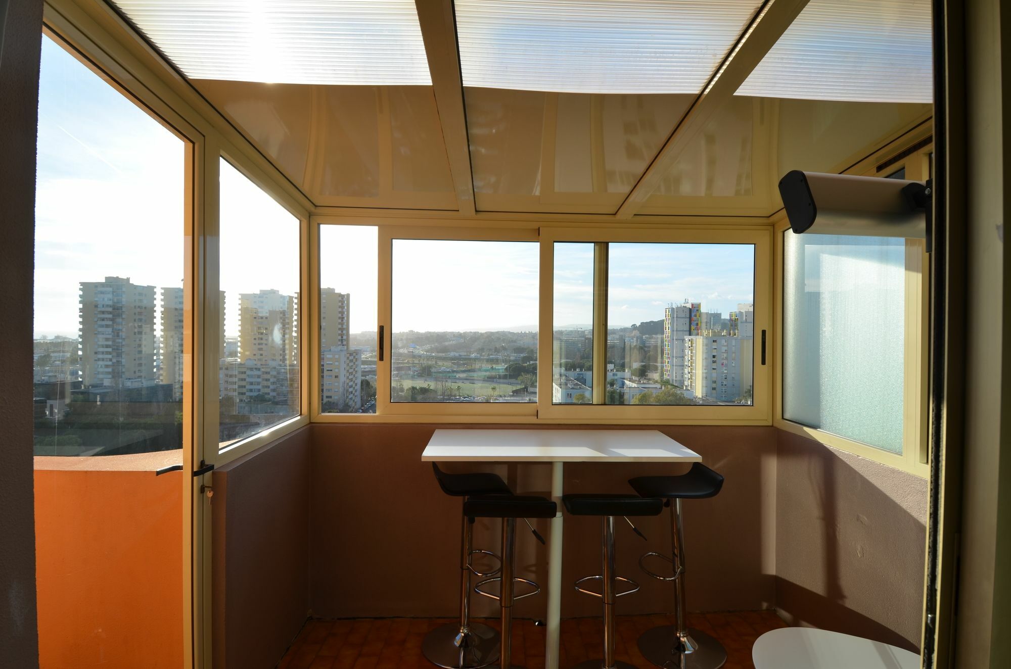 Appartement Rooftop 8 personnes grande terrasse avec parking Quartier Aéroport Niza Exterior foto