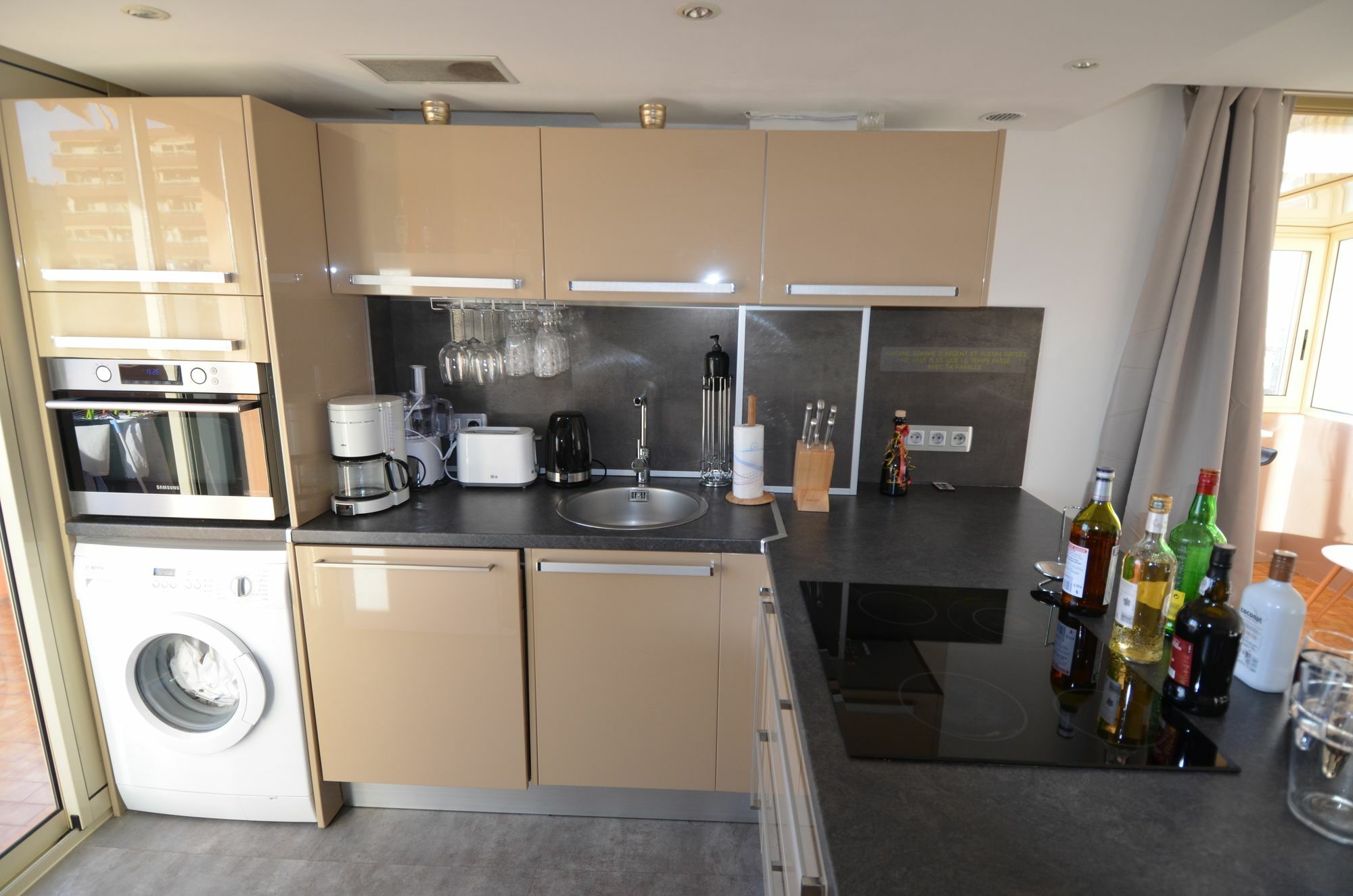 Appartement Rooftop 8 personnes grande terrasse avec parking Quartier Aéroport Niza Exterior foto